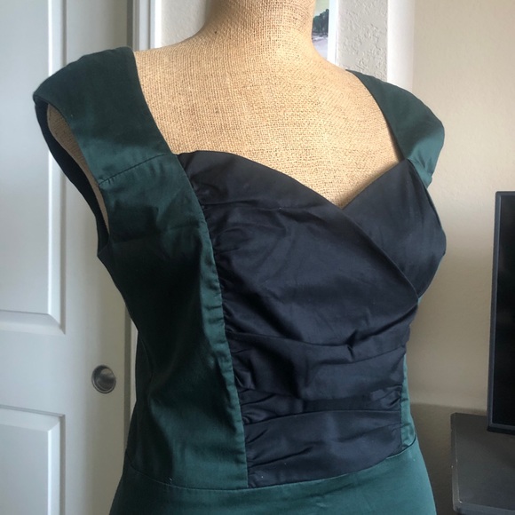 NWT Rare! Rock Steady Pinup Dress with Sweetheart Neck Green size L - Picture 3 of 10